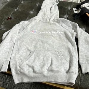 Girls medium champion sweatshirt